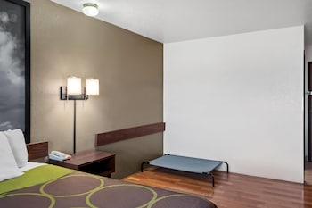 Room, 1 Queen Bed, Non Smoking (Pet-Friendly)