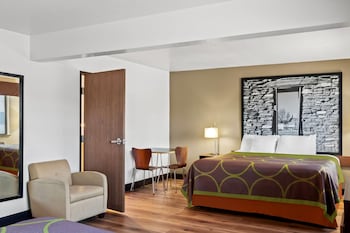 Room, Multiple Beds, Accessible, Non Smoking (Mobility)