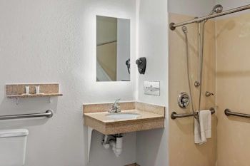 Room, Multiple Beds, Accessible, Non Smoking (Mobility)