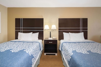 Standard Room, 2 Queen Beds, Smoking