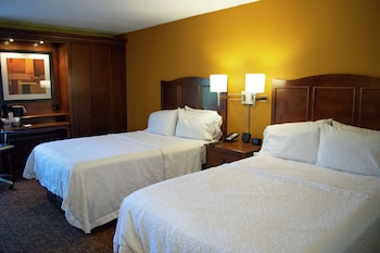 Two Double Beds, Non-Smoking, Accessible