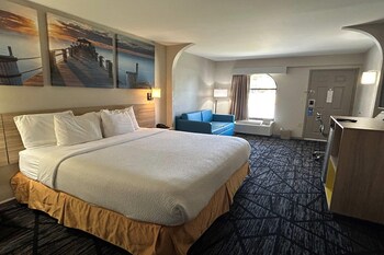 Standard Room, 1 King Bed, Accessible