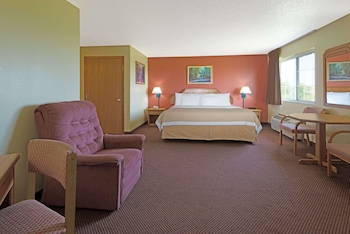 Standard Room, 1 Queen Bed, Accessible, Non Smoking