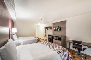Standard Room, 2 Queen Beds, Smoking
