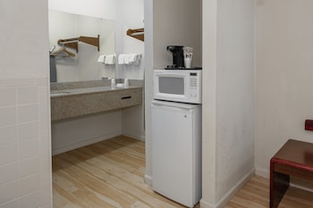 Superior Room, 1 King Bed, Non Smoking