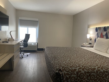 Standard Room, 1 King Bed