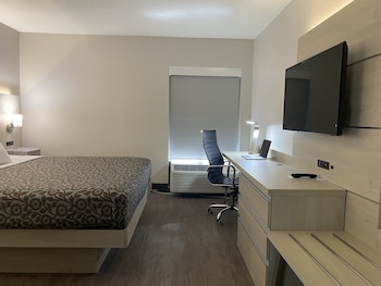 Studio Suite, 1 King Bed, Non Smoking