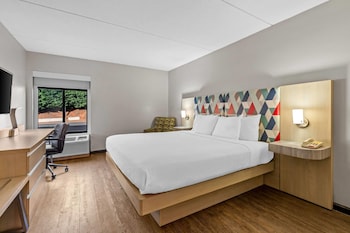 Suite, 1 Queen Bed, Non Smoking