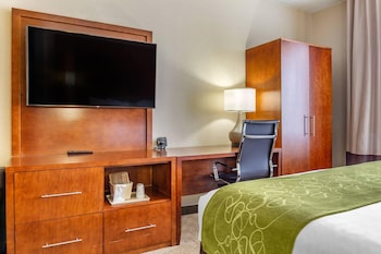 Suite, 1 King Bed, Non Smoking