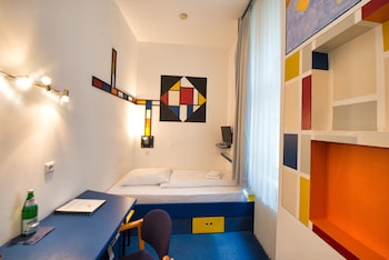 Economy Single Room