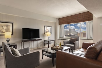 Suite, 1 King Bed
