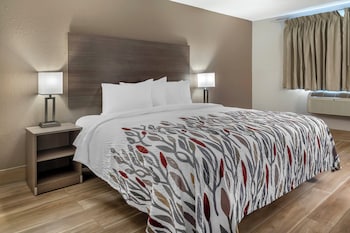 Superior Room, 1 King Bed, Non Smoking (w/ Bunk Beds)