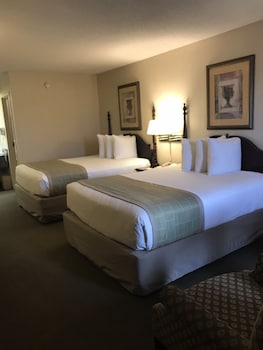 Room, 2 Queen Beds, Smoking