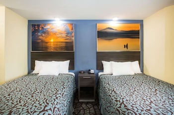 Double Room, 2 Double Beds