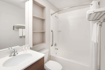 Room, 2 Queen Beds, Non Smoking