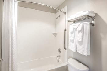 Room, 2 Queen Beds, Non Smoking