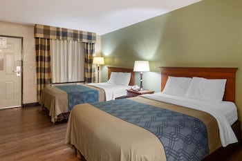 Standard Room, 2 Queen Beds, Non Smoking