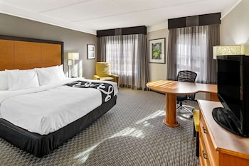 Deluxe Room, 1 King Bed, Non Smoking
