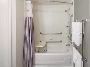 Room, 1 King Bed, Accessible, Non Smoking (Mobility/Hearing Impaired Accessible)