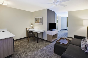 Suite, Multiple Beds, Accessible Bathtub
