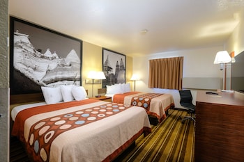 Standard Room, 2 Queen Beds, Non Smoking