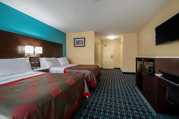 Suite, Multiple Beds, Non Smoking