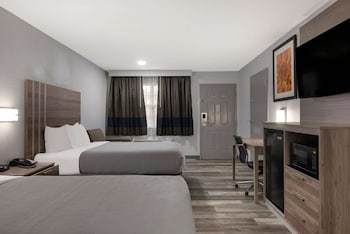 Standard Room, 2 Queen Beds, Non Smoking