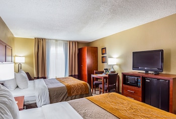 Standard Room, 2 Queen Beds, Non Smoking