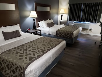 Standard Room, 2 Queen Beds, Non Smoking, Refrigerator & Microwave