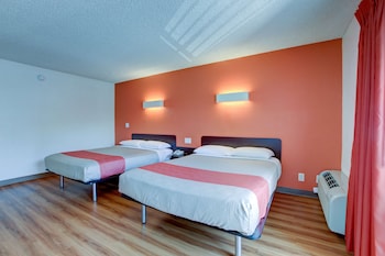 Standard Room, 2 Queen Beds, Non Smoking