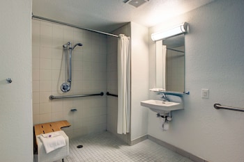 Premium Room, 1 King Bed, Non Smoking