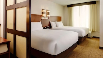 Deluxe Room, Multiple Beds (High Floor)