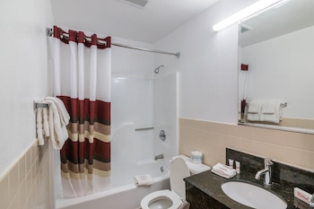 Deluxe Room, 1 Queen Bed, Non Smoking