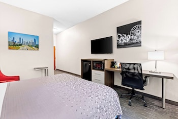 Standard Room, 1 King Bed, Accessible, Bathtub