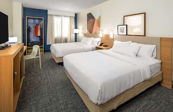 Room, 2 Queen Beds, Balcony