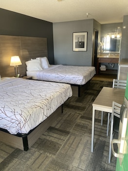 Deluxe Room, 2 Queen Beds