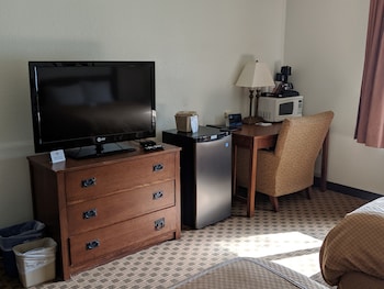 Room, 2 Queen Beds, Non Smoking