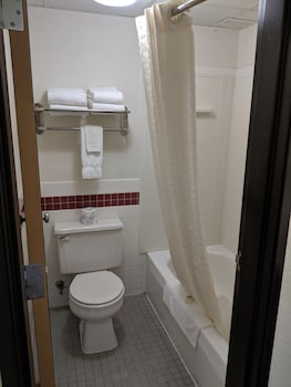 Room, 2 Queen Beds, Non Smoking