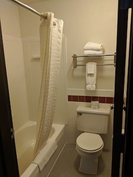 Suite, 1 King Bed with Whirlpool, Non Smoking