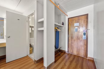 Deluxe Room, 2 Queen Beds, Non Smoking, Refrigerator & Microwave