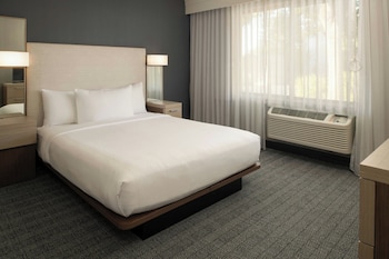Suite, 1 Bedroom, Hearing Accessible (Accessible Bathtub)