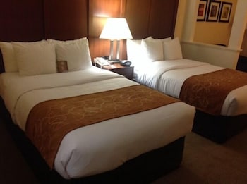 Standard Room, 2 Double Beds, Non Smoking