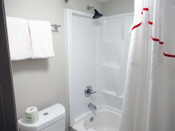 Deluxe Room, 2 Queen Beds, Non Smoking