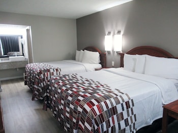 Deluxe Room, 2 Queen Beds, Non Smoking