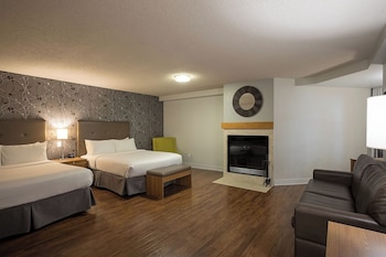 Standard Room, 2 Queen Beds and 1 Sofa Bed , Atrium view