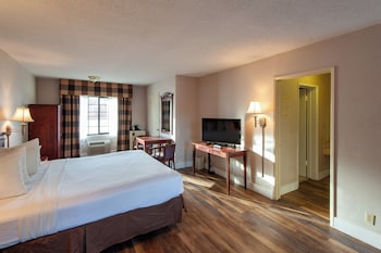 Suite, 1 King Bed, Non Smoking