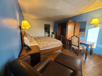 Standard Room, 1 King Bed, Non Smoking