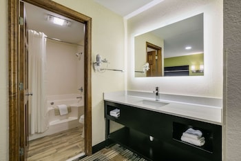 Suite, 2 Queen Beds, Non Smoking, Jetted Tub