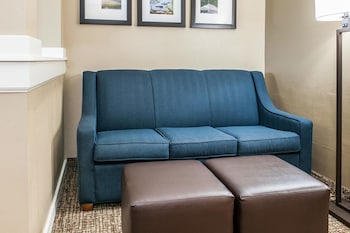 Suite, Multiple Beds, Non Smoking (2 Queen, 2 Person Sofa Bed)
