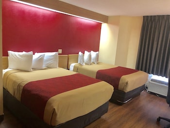 Standard Double Room, 2 Double Beds, Smoking